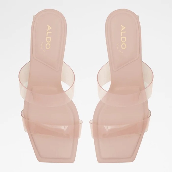 Aldo Shoes - NWOT • ALDO • Pillow Walk Lilidia
Womens Sandals • Size 8 • Nude/Pink 😍